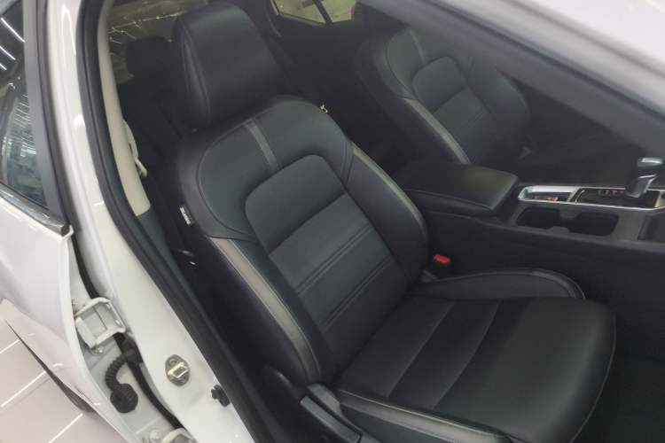 Used Nissan Sylphy 2023 1.6L CVT Enjoyment Edition Right Front Seat