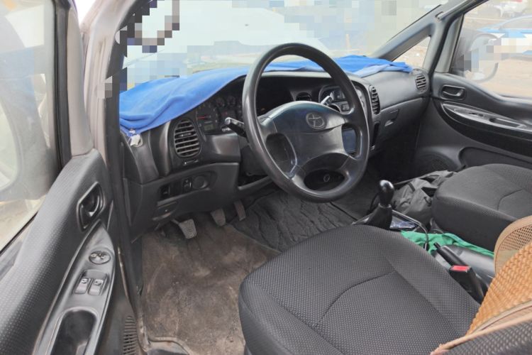 Used JAC Group Refine 2015 2.0L Shuttle Gasoline Long-Wheelbase Comfort Version HFC4GA3-3D
