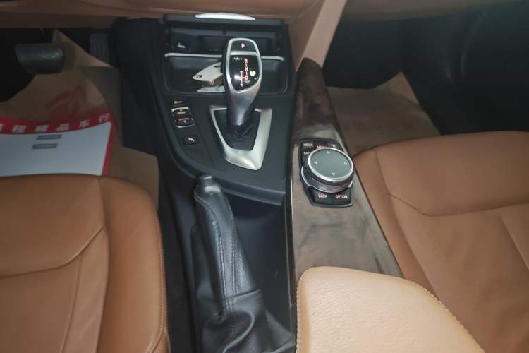 Used BMW 3 Series 2015 320Li Luxury Design Package Premium Edition