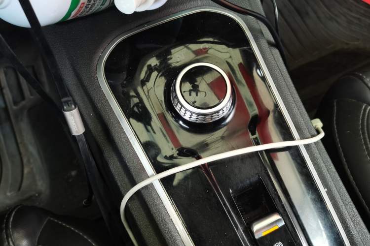 Used CHANGAN Eado New Energy 2022 EV460 Smart Ride-Hailing Edition – Lithium Iron Phosphate Gear Lever