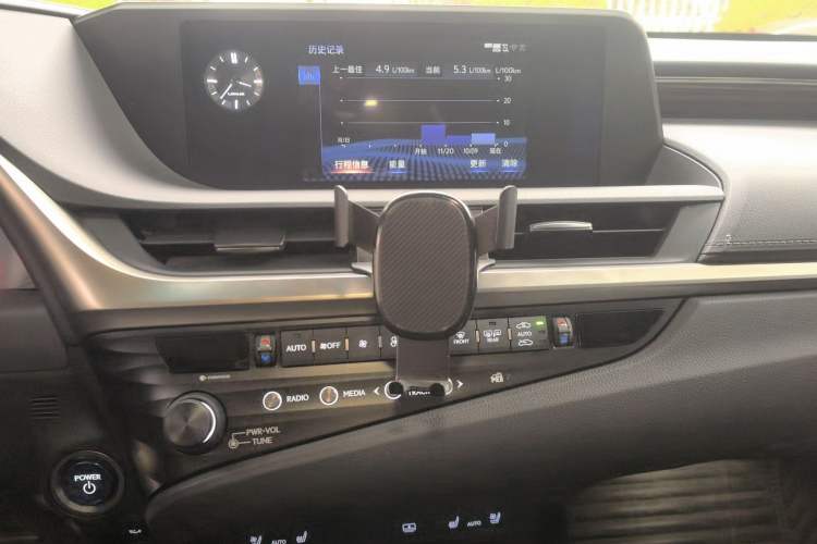 Used Lexus ES 2020 300h Premium Edition