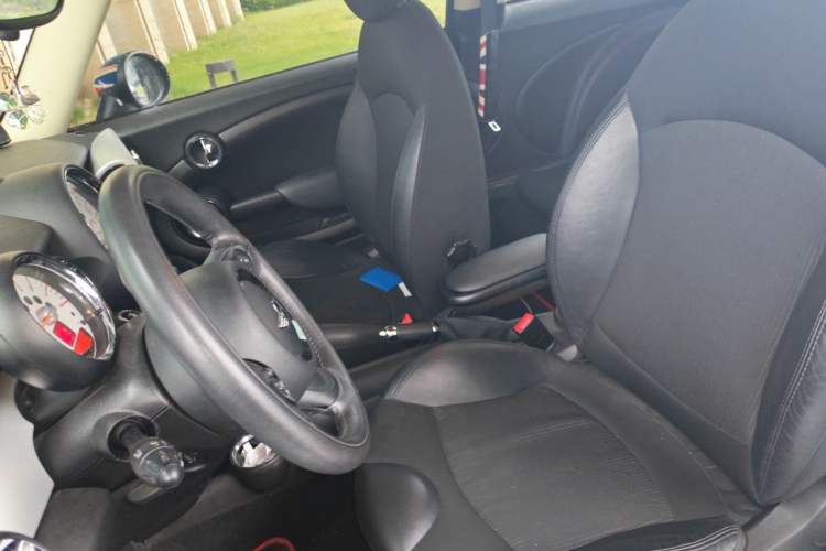 Used MINI 2012 1.6L COOPER Baker Street
