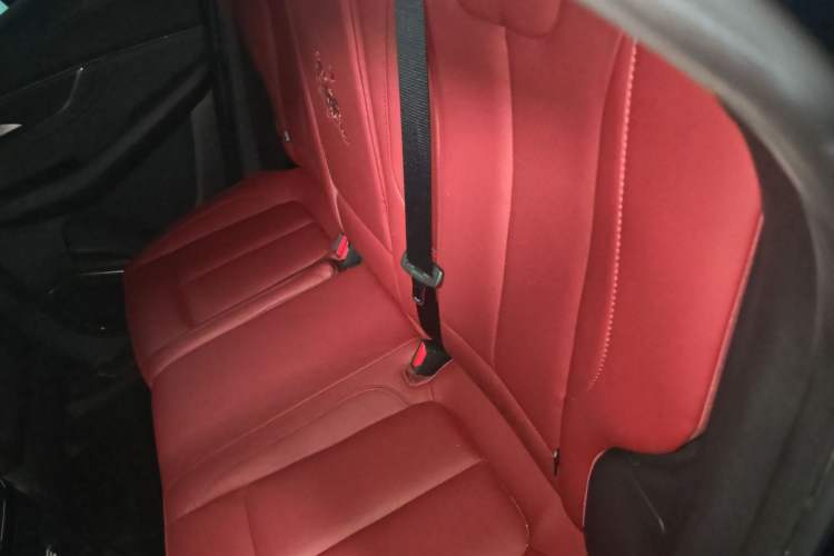 Used FORTHING T5 EVO 2021 1.5TD DCT Starry Edition
