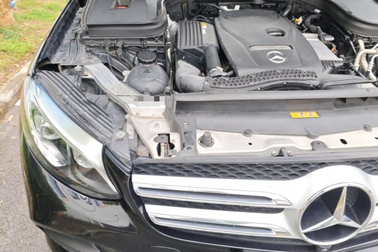 Used Mercedes-Benz GLC 2019 Refreshed GLC 300 L 4MATIC Dynamic Edition
