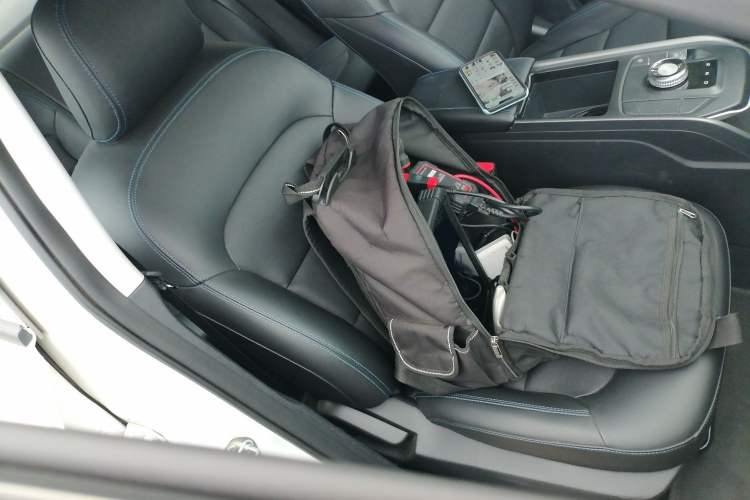 Used Livan Maple 60s 2022 Easy-to-Replace Version Lithium Iron Phosphate
