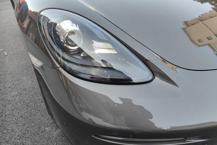 Used Porsche 718 2018 Boxster 2.0T

