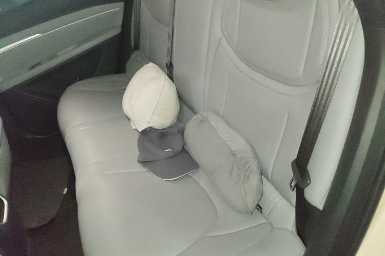 Used XPeng MONA M03 2024 620 with Ultra-Long Range Left Rear Seat