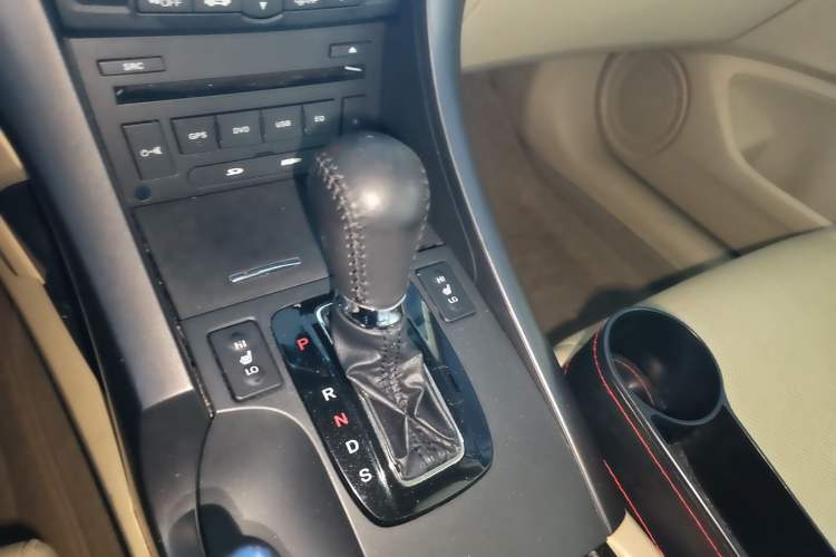 Used Honda Spirior 2013 2.4L Luxury Edition Gear Lever