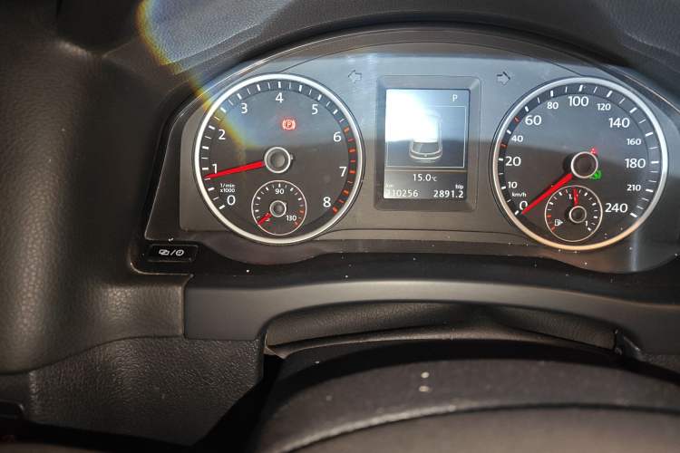 Used Volkswagen Tiguan 2015 2.0 TSI Automatic All-Wheel Drive Flagship Edition