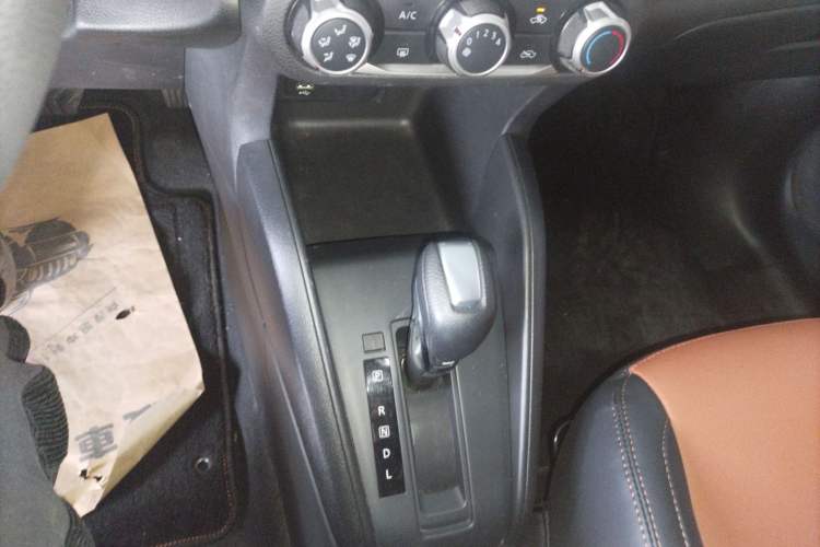 Used Nissan Kicks 2017 1.5L CVT Cool Enjoy Edition