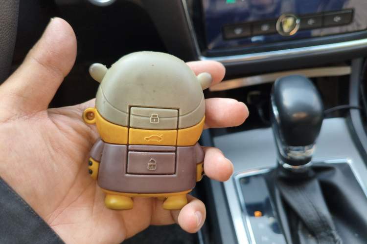 Used Roewe i6 2020 PLUS 1.6L CVT 4G Connected Glory Flagship Edition