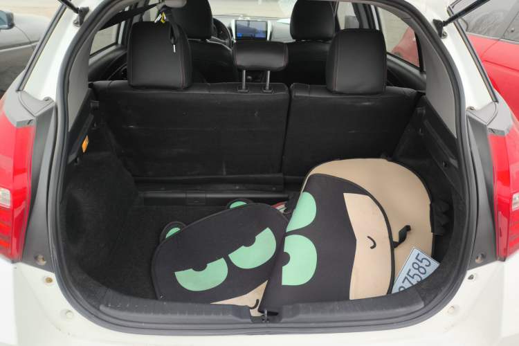 Used Toyota YARiS L Zhi Xuan 2016 Revised 1.5E CVT Charming Edition
