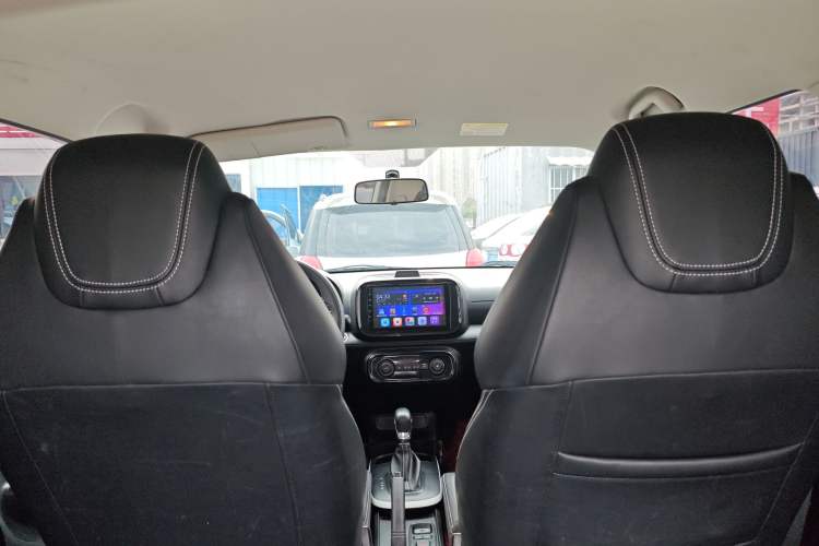 Used Roewe Clever 2022 311km QiQi BoBo Edition Headliner