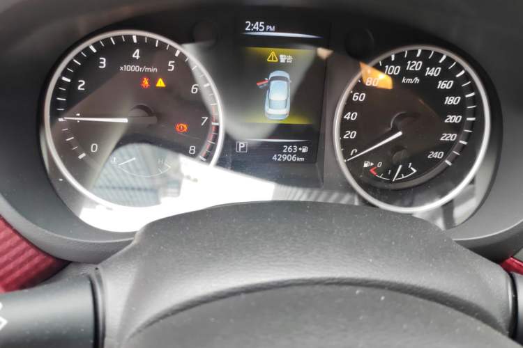 Used Nissan Lannia 2020 1.6L CVT Smart Connect Smart Cool Edition Odometer Close Up
