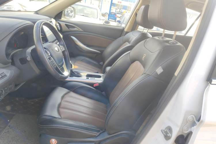 Used BYD Song 2016 Gaishi Edition 1.5TID Automatic Luxury Model
