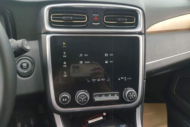 Used Lynk & Co 01 2017 2.0T Two-Wheel Drive Pro Edition
