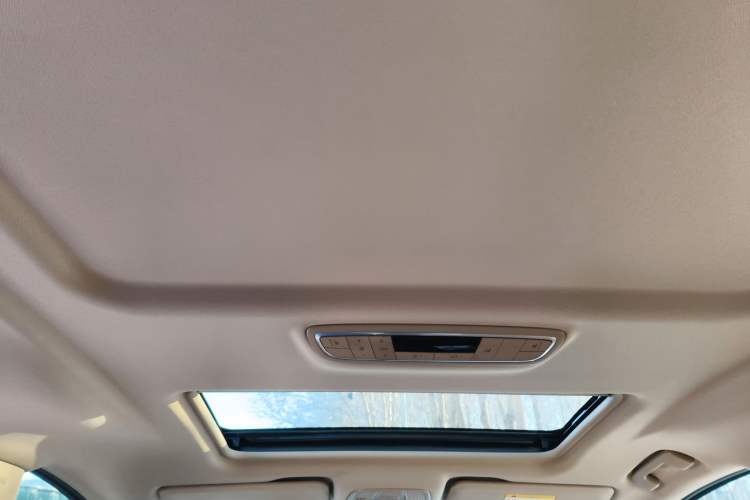 Used Buick GL8 2021 ES Land Cruiser 653T Luxury Edition
