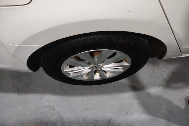 Used Volkswagen Bora 2016 1.6L Automatic Fashion Model
