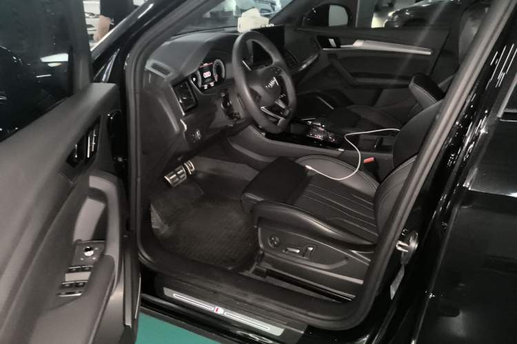 Used Audi Q5L 2024 45 TFSI Luxury Dynamic Model
