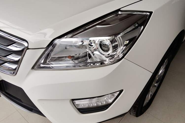 Used BAIC Weiwang S50 2016 1.5T Manual Joyful Luxury Edition Left Front Headlight