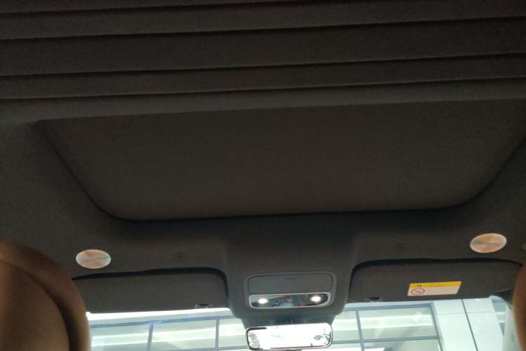 Used Hima AITO M9 2025 Extended-Range Ultra Version 52 kWh 6-Seater
