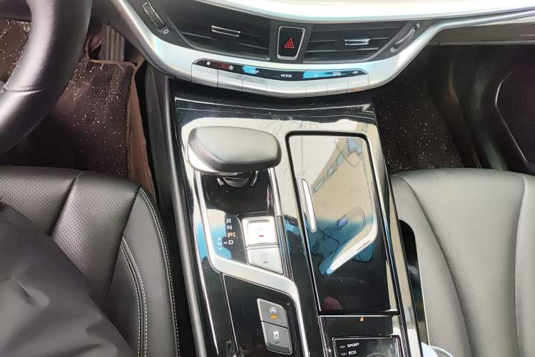 Used Geely Auto Emgrand GT 2018 1.5T MHEV YAOCHI Edition
