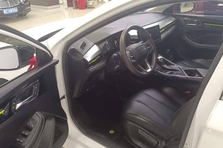 Used Roewe i5 2021 Revised Version 1.5L CVT Diamond Edition
