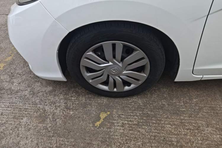 Used Honda Fit 2018 1.5L Manual Comfort Version Exterior 4