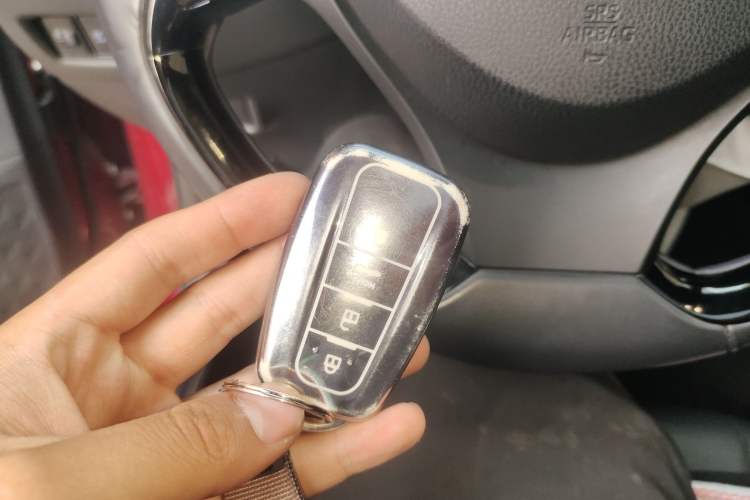 Used Toyota IZOA 2018 2.0L Yichi Version China VI Standard Vehicle Key