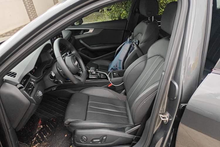 Used Audi A4L 2023 40 TFSI Luxury Dynamic Model