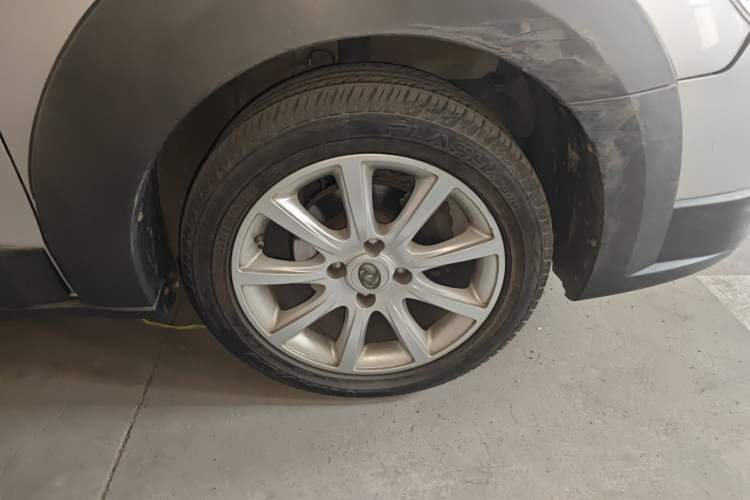 Used Dongfeng Aeolus H30 2012 CROSS 1.6L Manual Luxury Model