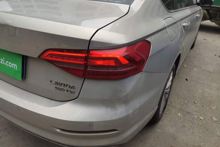 Used Volkswagen Lavida 2019 280TSI DSG Comfort Edition China VI standard
