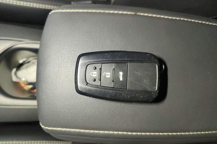 Used Toyota Corolla 2021 1.2T S-CVT Luxury Edition Vehicle Key