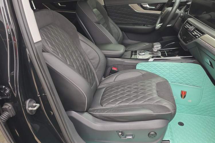 Used Hongqi HS5 2019 2.0T Smart Connect Flagship All-Wheel-Drive Version
