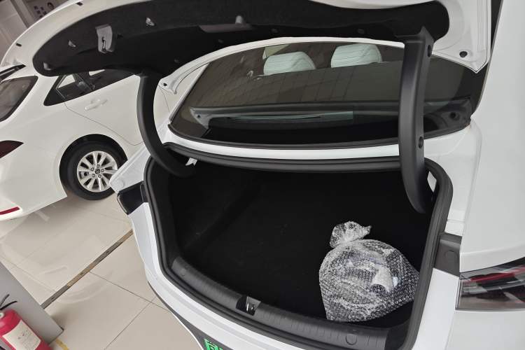 Used BYD Seal 06 New Energy 2024 DM-i 120KM Flagship Model Trunk