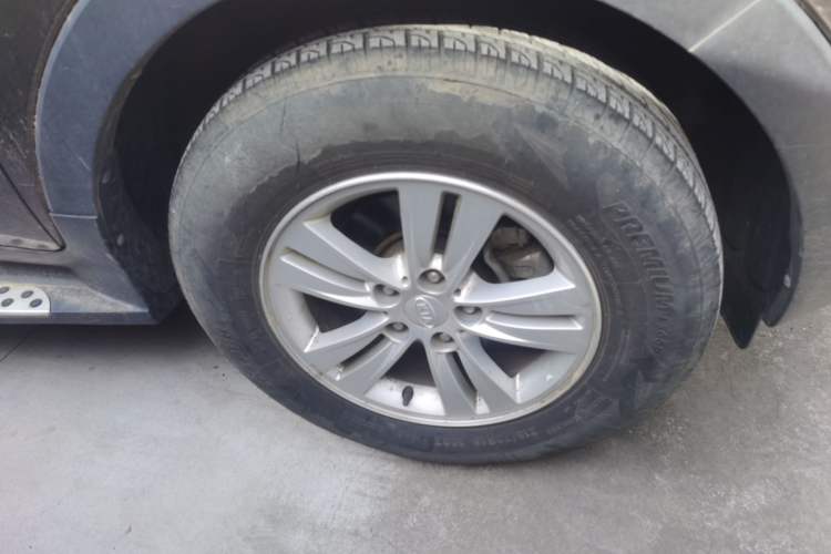 Used Kia Sportage R 2012 2.0L Automatic Two-Wheel Drive GL Trim
