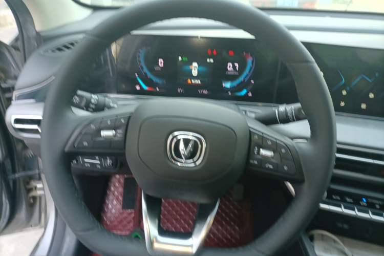 Used CHANGAN Eado 2021 PLUS Blue Whale NE 1.4T GDI DCT Prestige Model Steering Wheel