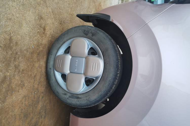 Used Geely Galaxy Panda 2023 Panda Mini 200km Endurance Bear