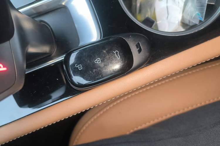 Used Li Auto ONE 2021 Extended-Range 6-Seater Version
