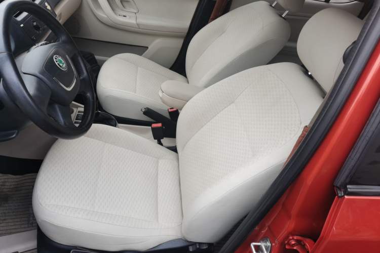 Used Skoda Fabia 2012 1.4L Automatic Crystal Edition