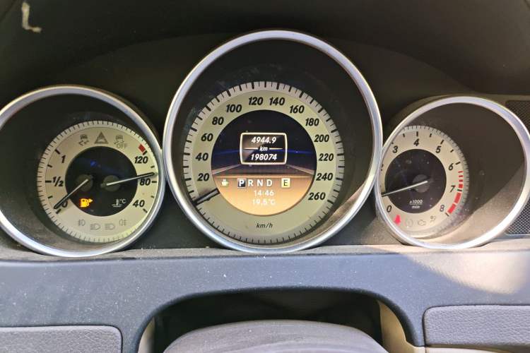 Used Mercedes-Benz C-Class 2011 C 200 CGI Elegant Model
