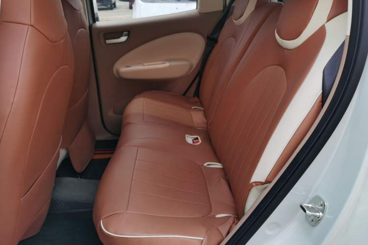 Used Wuling Hongguang MINIEV 2025 Four-Door Version Advanced Edition Left Rear Seat