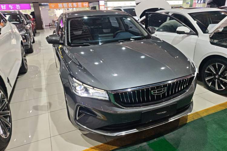 Used Geely Auto Emgrand 2022 4th Generation 1.5L CVT Flagship Model
