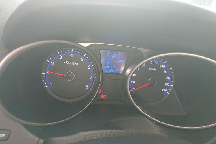 Used Hyundai ix35 2015 2.0L Automatic 2WD Smart Version China V Standard