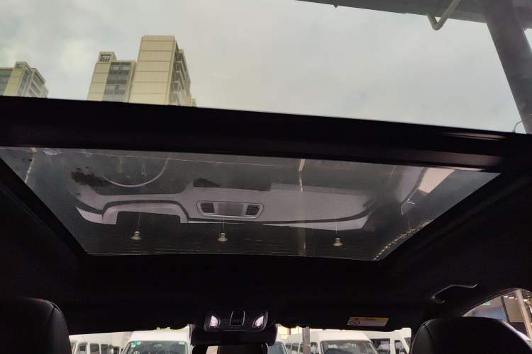 Used GAC Trumpchi GS8 2022 Dual-Engine Series 2.0TM Two-Wheel Drive Prestige Edition (7 Seats)
