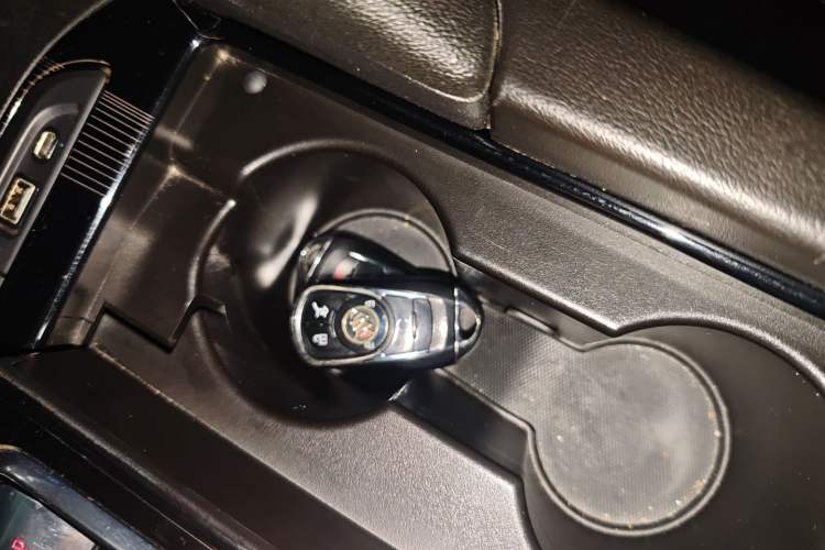 Used Buick Enclave 2020 28T Four-Wheel Drive Luxury Flagship Edition