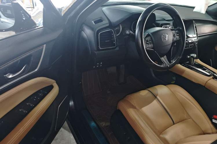 Used Honda UR-V 2020 240TURBO Front-Wheel Drive Elegant Edition