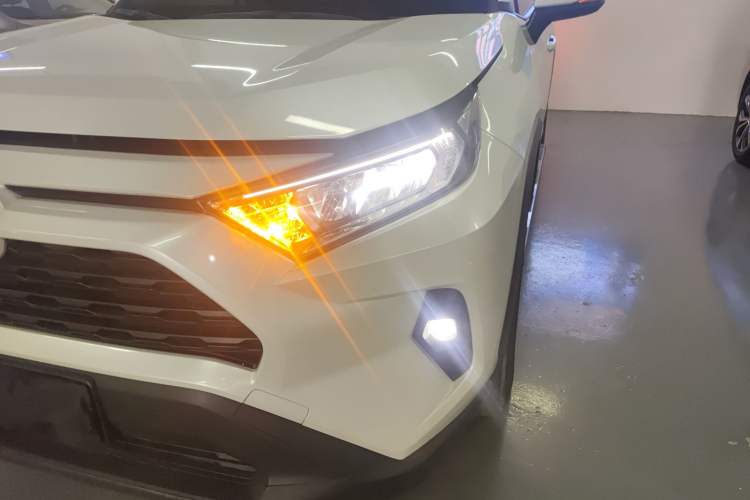 Used Toyota RAV4 2023 2.0L CVT Two-Wheel Drive Urban Edition