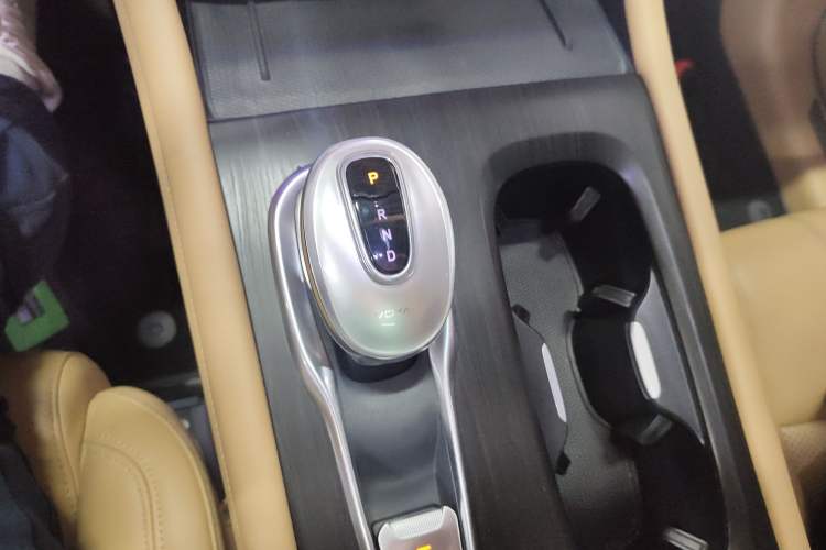 Used VOYAH Dream 2022 Low-Carbon Edition Home