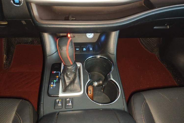 Used Toyota Highlander 2017 2.0T Four-Wheel Drive Luxury Edition 7 Seats